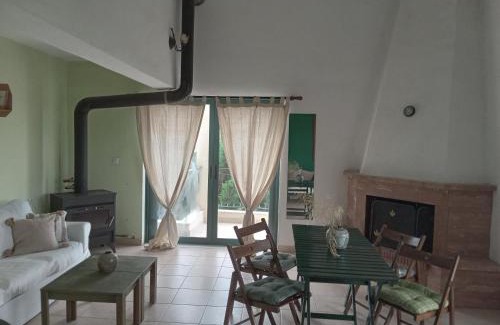 Ormilia Apartment | The White Rabbit Guesthouse Eco-Lodge "Cosy Apartment"