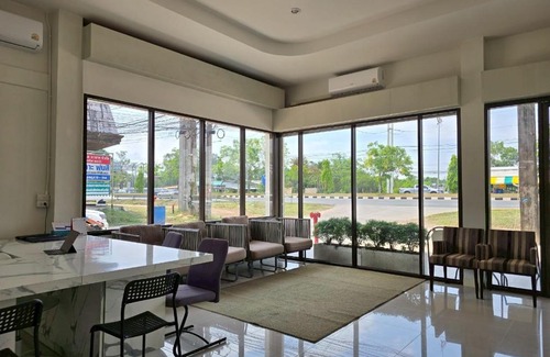 Chanthanimit Hotel | The White Residence