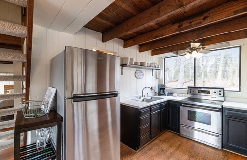 Wright City Ski Chalet | The Wildflower Chalet by Innsbrook Vacations!
