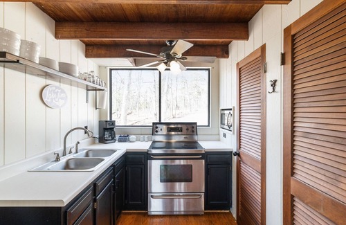 Wright City Ski Chalet | The Wildflower Chalet by Innsbrook Vacations!