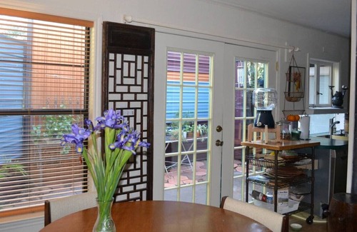 Barton Heights House | The Winehouse above Barton Springs