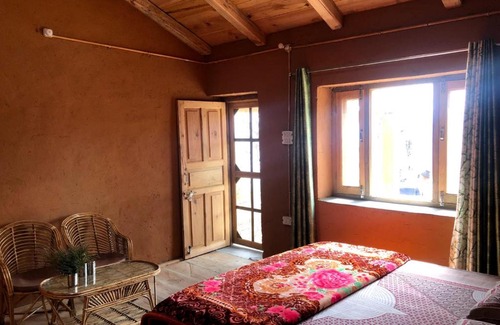 Dunda House | The Women's Village, Matholi by Bakri Chhap