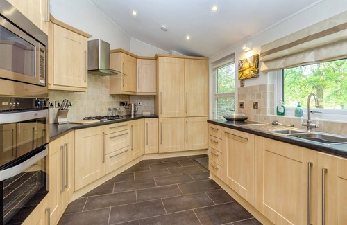 Congleton Ski Chalet | The Woodlands Retreat