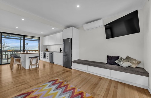 Merimbula Cabin | The Woodpecker - Merimbula