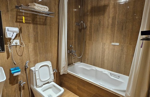 Anjanvel Hotel | The Woods Homestay