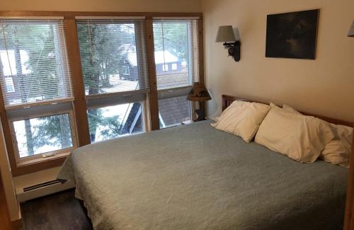 Inlet Hotel | The Woods Inn