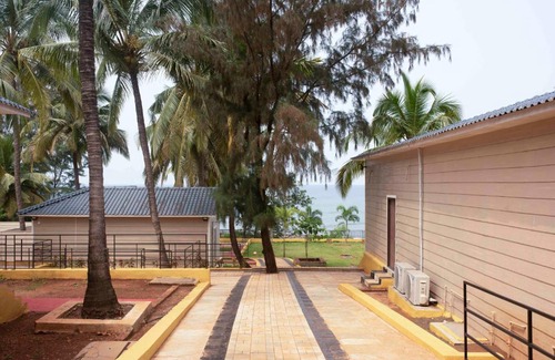 Anjanvel Hotel | The Woods Resort