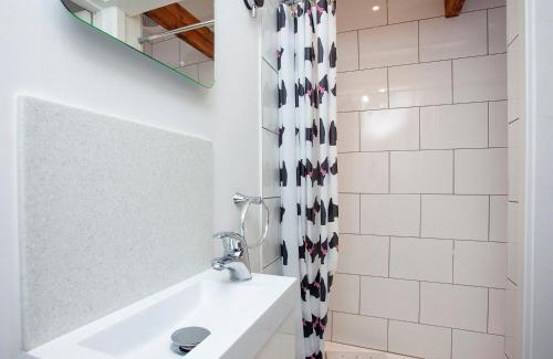 Black Torrington House | The Woodshed
