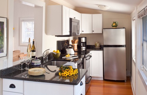 Woodstock Hotel | The Woodstock Inn on the Millstream