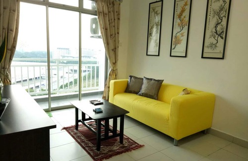 Taman Desa Tebrau Apartment | The Woody at Desa Tebrau