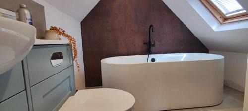 Etchinghill House | The Workshop