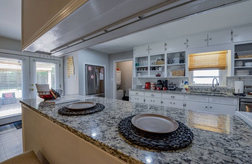 Forest Lake House | The Wright Spot - Book now for football season! Close to Campus!