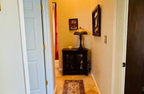 Cedar Park House | The Writer House! Office and King Bed