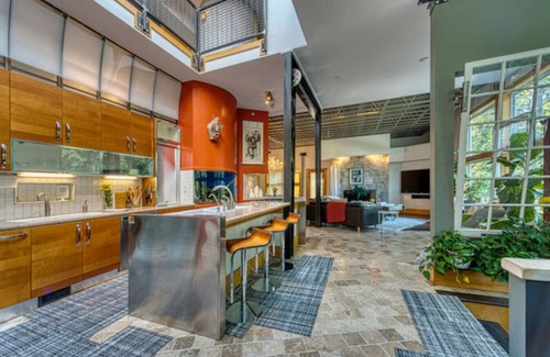 Indianapolis House | The Y @Keystone4BR 3.5BA Eclectic/Spacious Getaway