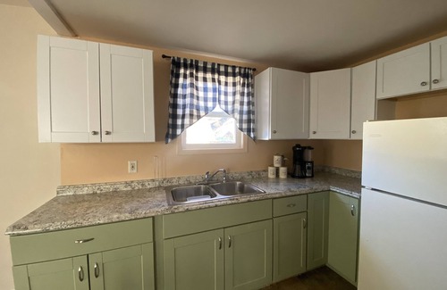 Miles City House | The yellow cottage