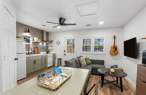 Wimberley House | The Yellow Door - Walk to Downtown Wimberley, Market Days and River Access!
