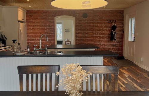 Prince Edward House | The York | Picton | 4 Bedrooms