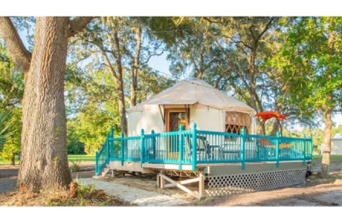 Geneva Cabin | The Yurt at Danville, romantic glamping in rural Central FL