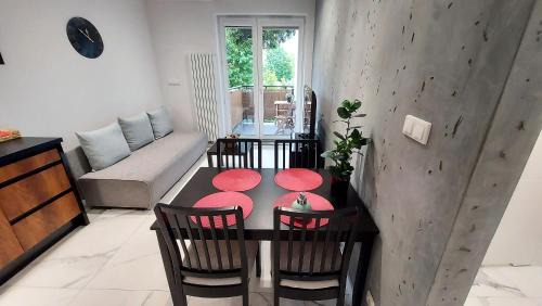 Baluty Apartment | theApartments Wrześnieńska
