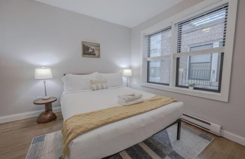 Theatre District Apartment | Theater District Cozy 1 BR