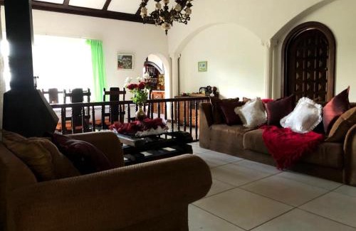 Schoemansville House | THEE VIEW