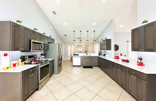 Thousand Oaks House | Themed house with private Game Room and Pool 23931