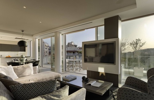 Kinosargous Apartment | Theofilopoulou19-Über Lux 2 BR Penthouse with