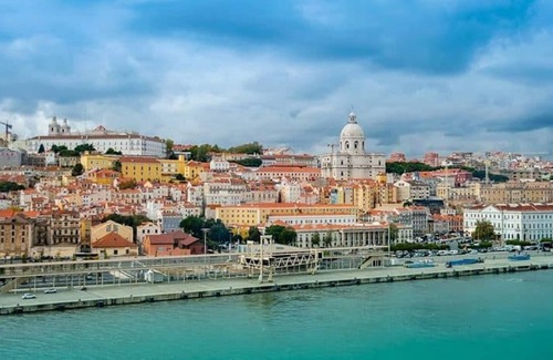 Sao Joao de Deus Apartment | Theorynomadrooms Quarto Casal 6