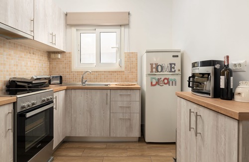 Stegna Apartment | Theros Luxury apartments - 5 minutes from the beach. Hot tub and BBQ facilities.