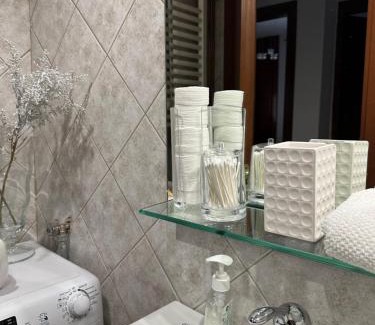 Neapoli-Sykies Apartment | Thessaloniki, four seasons house