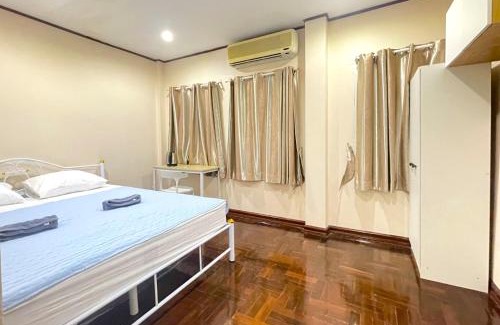 Phra Khanong Nuea House | TheStarHome Sukhumvit71