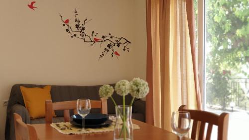 Logarata Apartment | TheYellow House Fully Equipped 2BR apartment