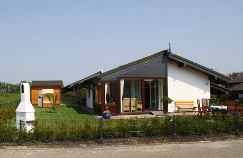 Großwurden House | Thias J 3 with winter garden