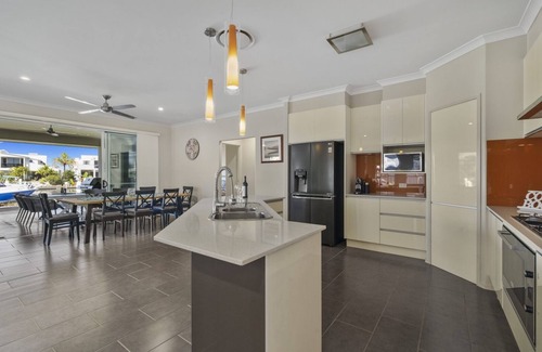 Banksia Beach House | Think Elegant & Luxury