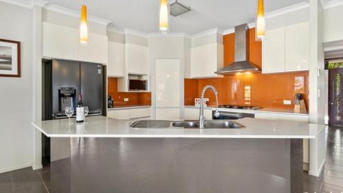 Banksia Beach House | Think Elegant & Luxury