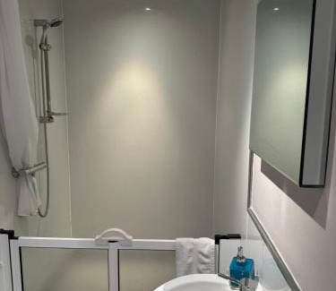 Aberdeen West End House | Third House Guest House