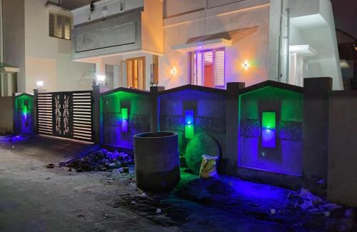 Karaikal Villa | Thirunallar Ganesha's HomeStay