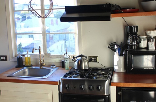 Downtown El Paso Apartment | This apartment is a 1 bedroom(s), 1.5 bathrooms, located in El Paso, TX.