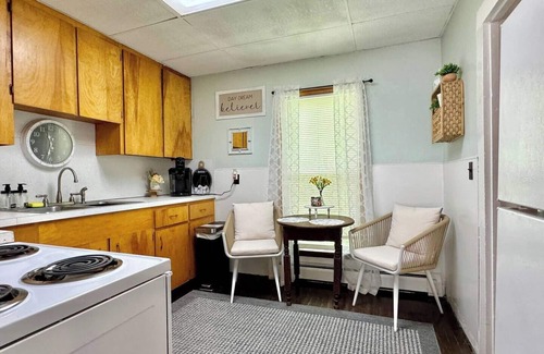 Oneonta Apartment | This apartment is a 1 bedroom(s), 1 bathrooms, located in Oneonta, NY.