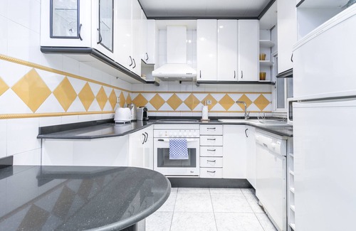Sant Andreu de Palomar Apartment | This apartment is a 2 bedroom(s), 1 bathrooms, located in Barcelona, Catalunya.