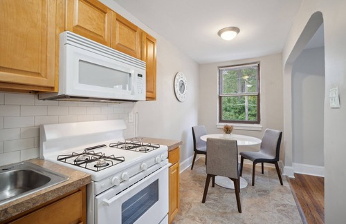 Germantown Apartment | This apartment is a 1 bedroom(s), 1 bathrooms, located in Philadelphia, PA.