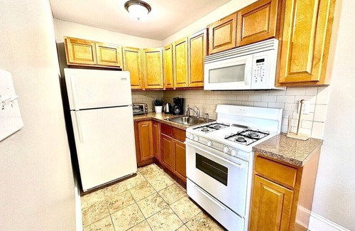 Germantown Apartment | This apartment is a 1 bedroom(s), 1 bathrooms, located in Philadelphia, PA.