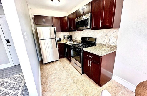 Germantown Apartment | This apartment is a 0 bedroom(s), 1 bathrooms, located in Philadelphia, PA.