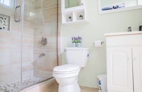 Camperdown Condo | This condominium is a 1 bedroom(s), 1 bathrooms, located in Kingston, St. Andrew Parish.