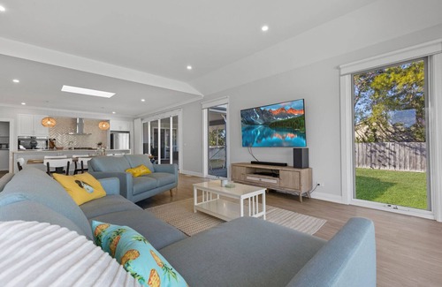 Newlands Arm House | This gem of a getaway promises a truly unforgettable holiday experience