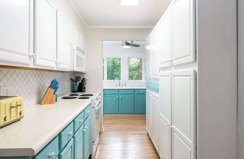 Duck House | This Home Has It All! Location, Amenities, & More!