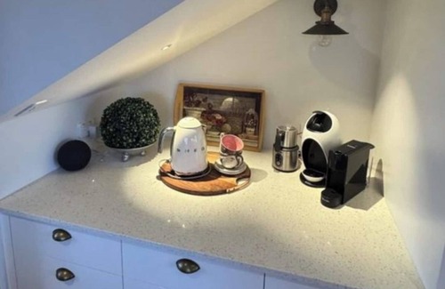 Greymouth House | This house is a 3 bedroom(s), 3 bathrooms, located in Marsden, West Coast Region.