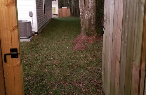 Bellview House | This house is a 3 bedroom(s), 2 bathrooms, located in Bellview, FL.