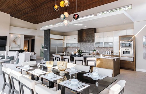 Southwest Mission House | This house is a 3 bedroom(s), 6.5 bathrooms, located in Kelowna, BC.