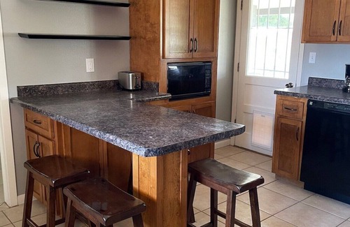 Biggs Field House | This house is a 3 bedroom(s), 2 bathrooms, located in El Paso, TX.